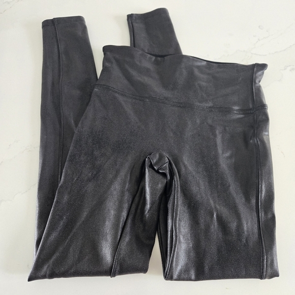 Spanx Faux Leather High Waisted Black Leggings Full Length Women's Size Small - Picture 2 of 6
